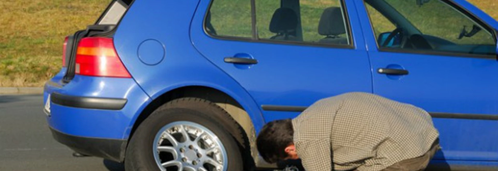 Six things NOT TO DO when changing a tyre